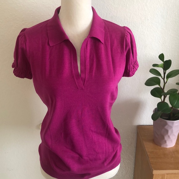 💯 Authentic Burberry Wool V neck Top - Picture 3 of 7